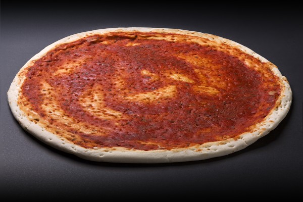 Base de pizzas de 38 con tomate